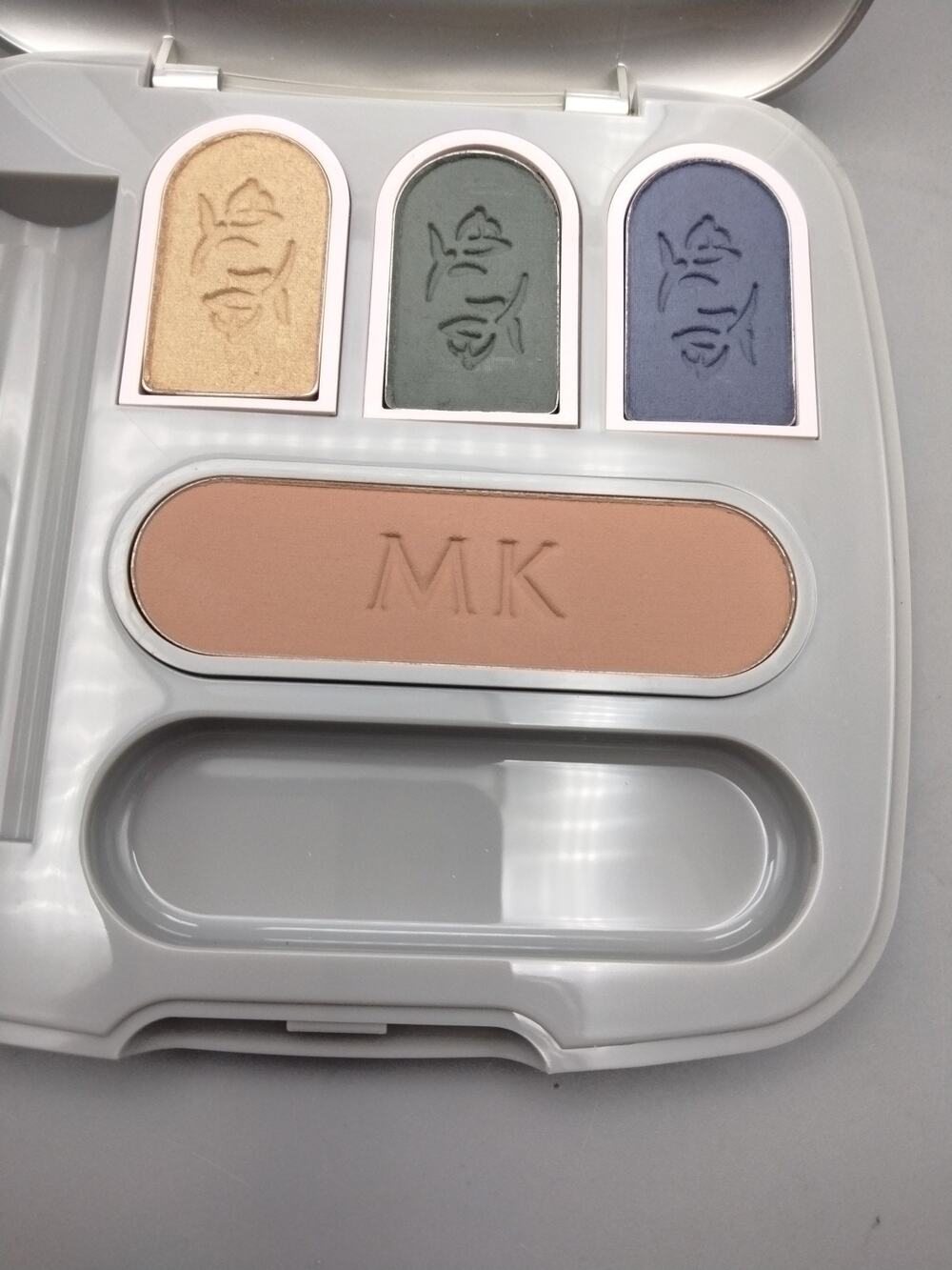 Mary Kay Filled Compact Nutmeg + Goldenrod + Misty Pine + Midnight Blue